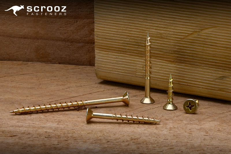 Chipboard Screw bulk group shot splash image